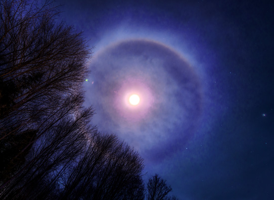 Lunar Halo Definition Lunar Halo Definition